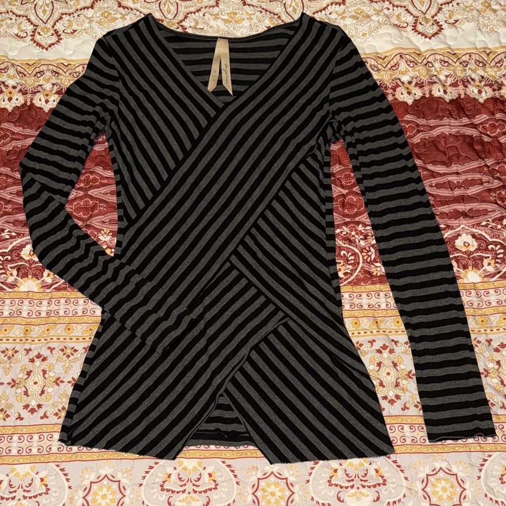 Mystree Black and Gray Striped Long Sleeve Top